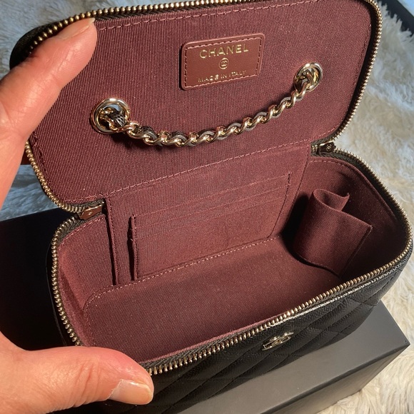 ***SOLD***Chanel Vanity Bag - Picture 3 of 9